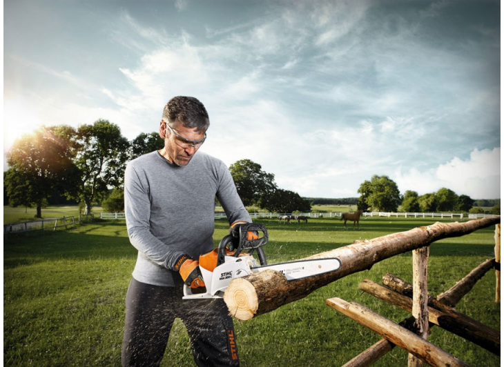 Акумуляторна пилка Stihl MSA 200 C-BQ ( без акб та з/п ) Акумуляторна пилка Stihl MSA 200 C-BQ ( без акб та з/п )