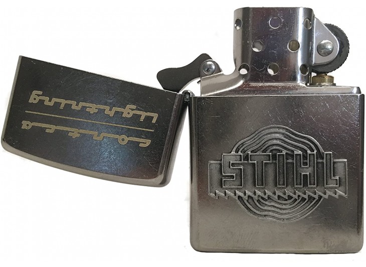 Бензиновая ретро зажигалка ZIPPO Бензиновая ретро зажигалка ZIPPO
